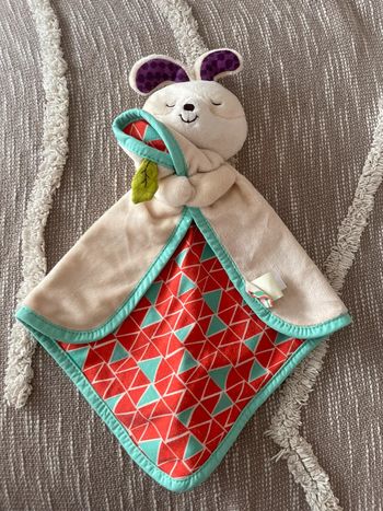 Peluche doudou plat 40cm B Toys baby lapin beige et rouge parfait état