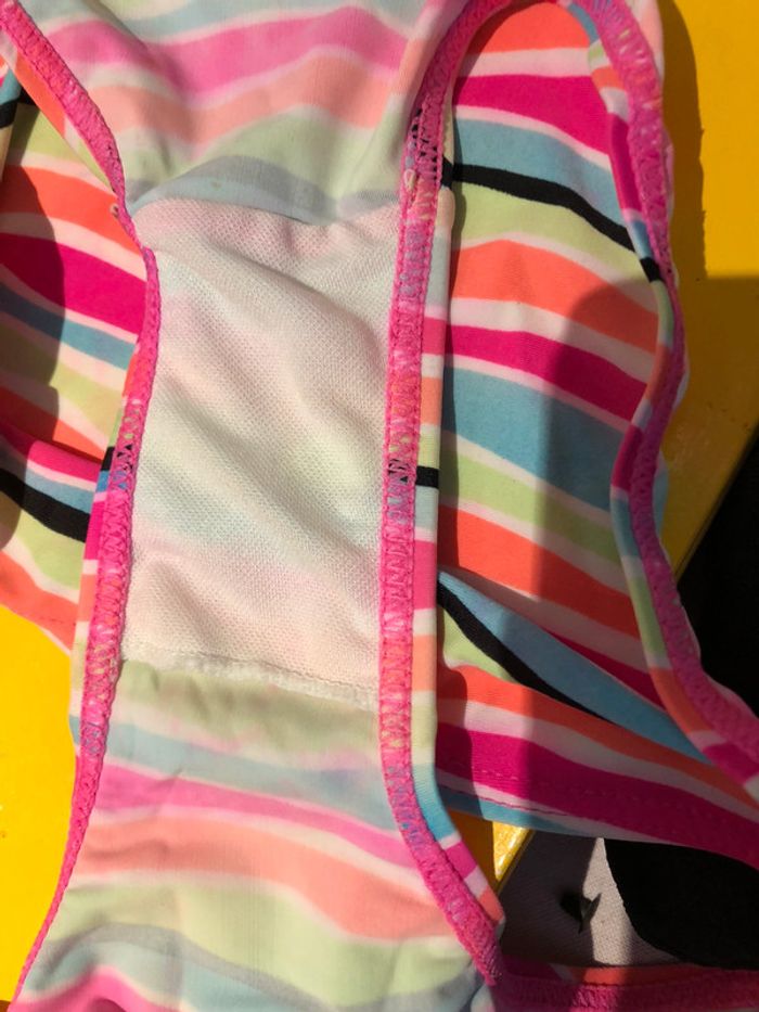 Maillot de bain longboard. Taille 34 - photo numéro 7