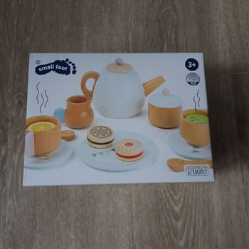 Jouet en bois service à thé NEUF
