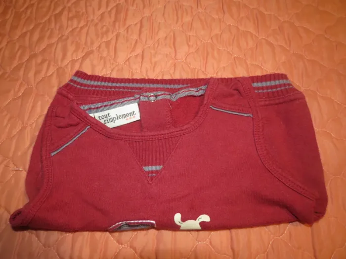 Pull sans manche taille 9 mois garçon