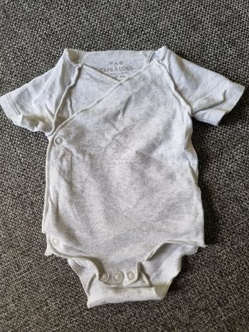 Body croisé manches courtes 1 mois