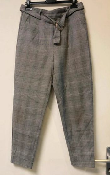 Joli pantalon gris avec poches La Halle taille 36