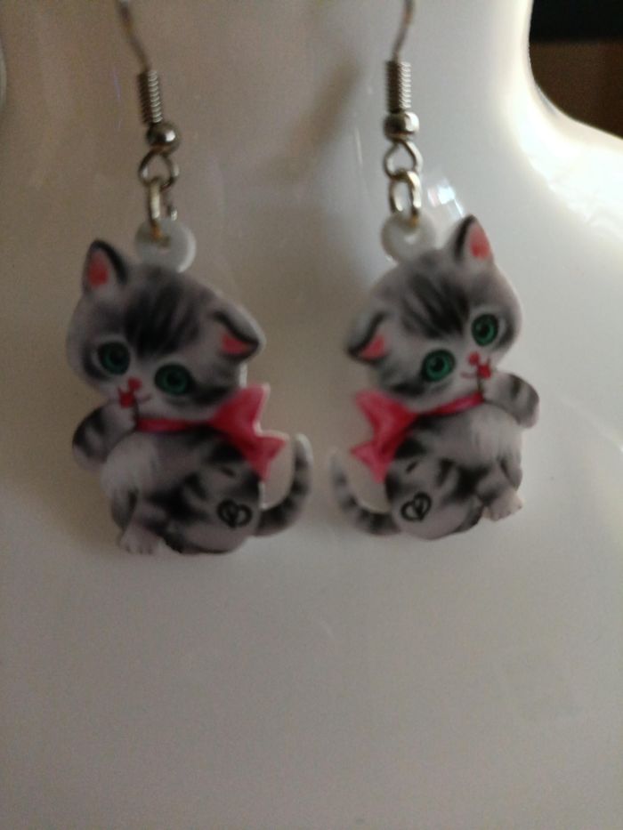 Boucles d’oreilles acrylique chaton Neuf mignon style kawaii - photo numéro 2
