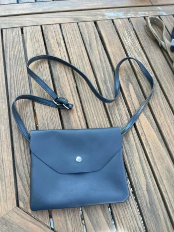 Sac noir bandoulière