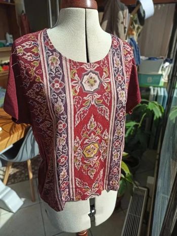 T-shirt Title Unknow XS