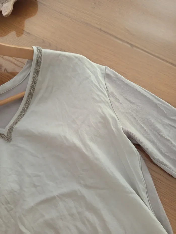Blouse blanc et beige paillettes au col - photo numéro 8