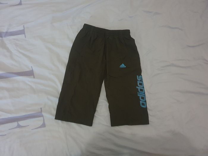 Adidas short taille 10 ans - photo numéro 3