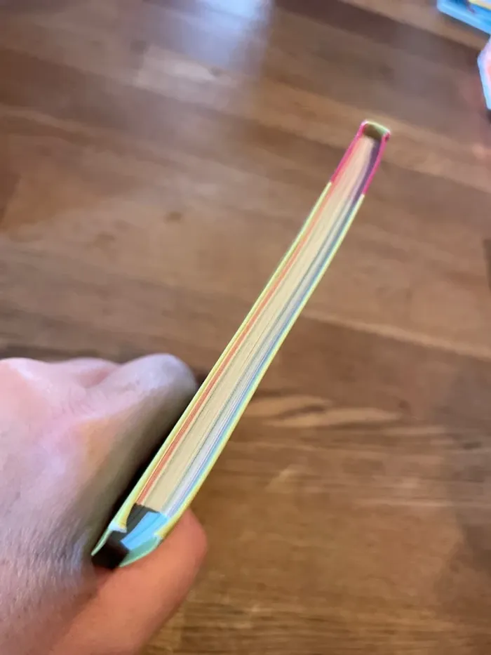 Livre La bibliothèque Rose Winx Club Numéro 10 À la poursuite du Codex - photo numéro 5