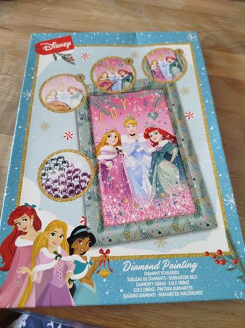Diamond painting