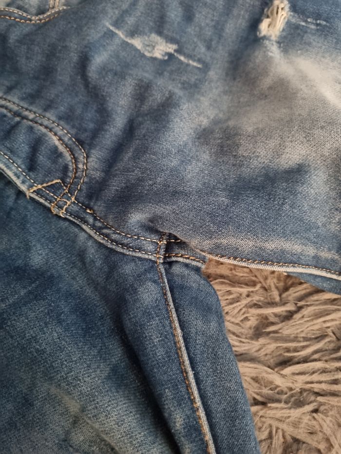 Jean bleu taille 28 comme neuf - photo numéro 10