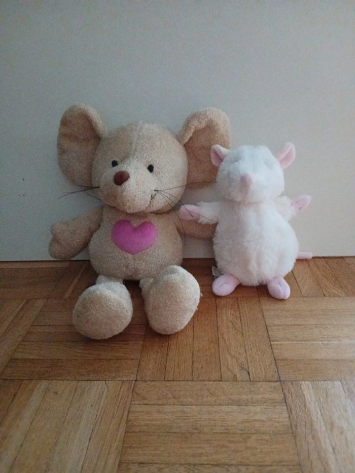 Peluches