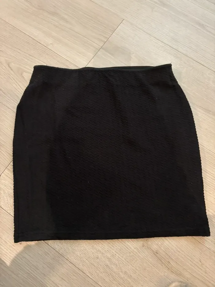 Jupe noire texturée Camaïeu T38 - M - photo numéro 5