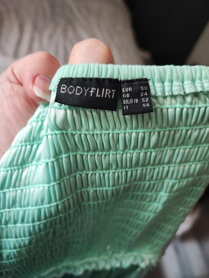 Robe de soirée verte pastel - photo numéro 8