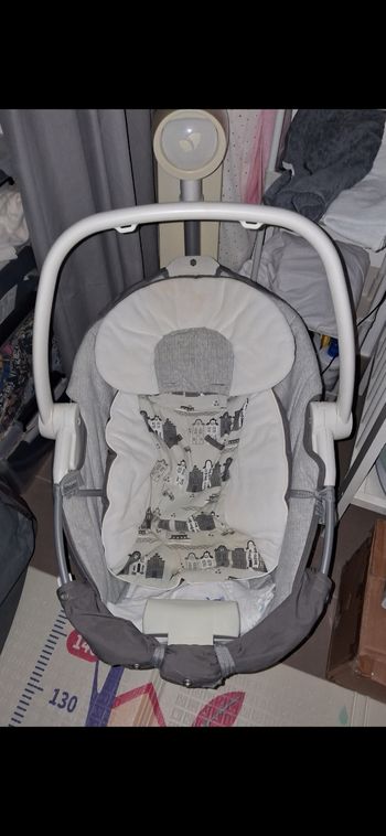 Balancelle Nourrisson en Excellent état