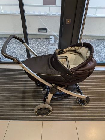 Pousette bébé confort