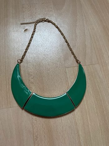 Collier vert