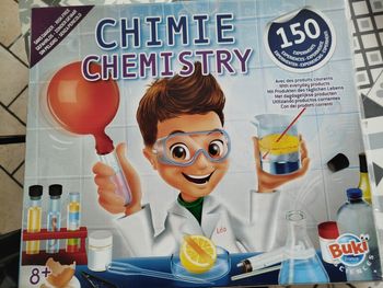 Le petit chimiste