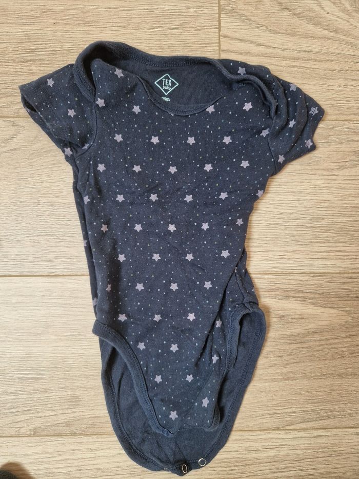 Lot 70 habits 24 mois - photo numéro 5