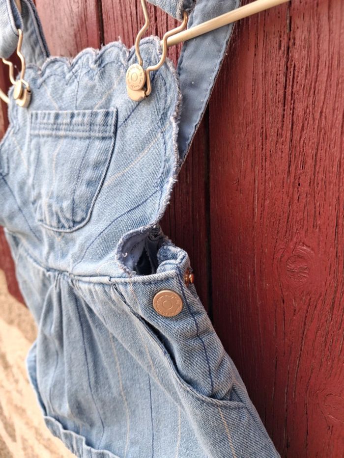Robe salopette en jean Tape à l’œil 3 mois - photo numéro 2
