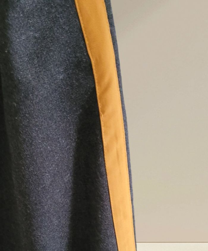 Pantalon Pull and Bear Taille 38 - photo numéro 2