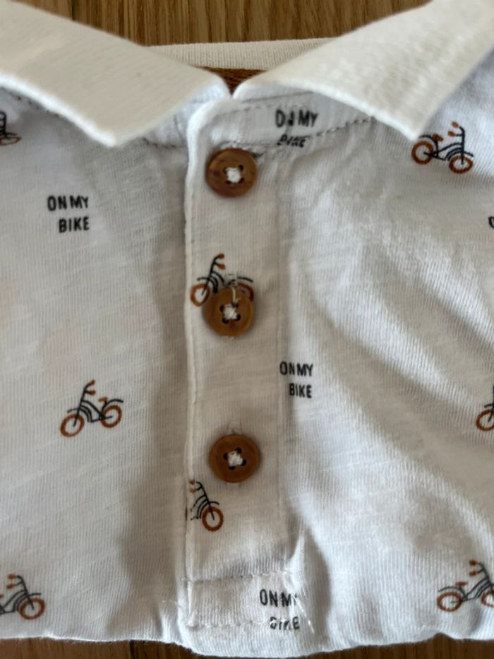 Polo garçon 3 mois – Kiabi – Vélo blanc/marron - photo numéro 3