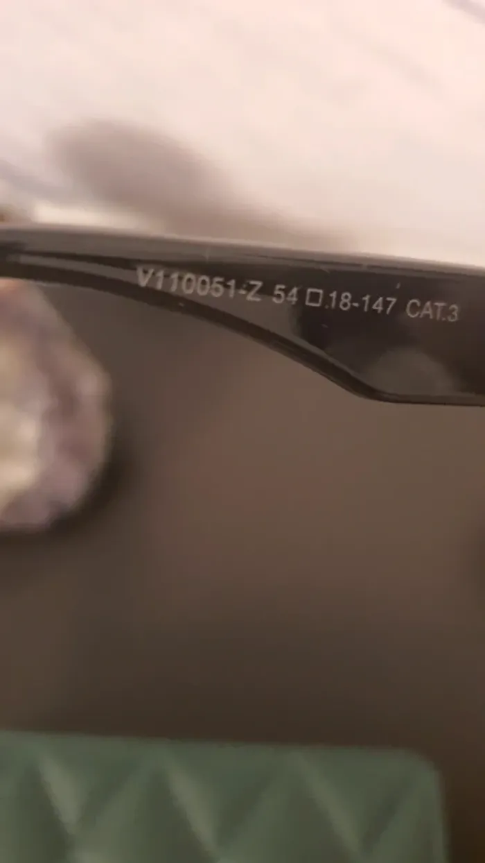 Lunette de soleil - photo numéro 4