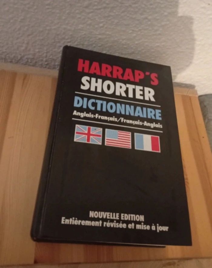 Grand dictionnaire Harrap's Shorter anglais Français