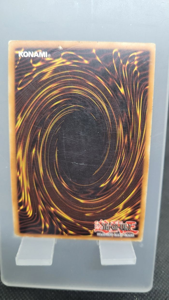 Carte Yu gi oh  - dragon sombre métallique aux yeux rouges - photo numéro 4