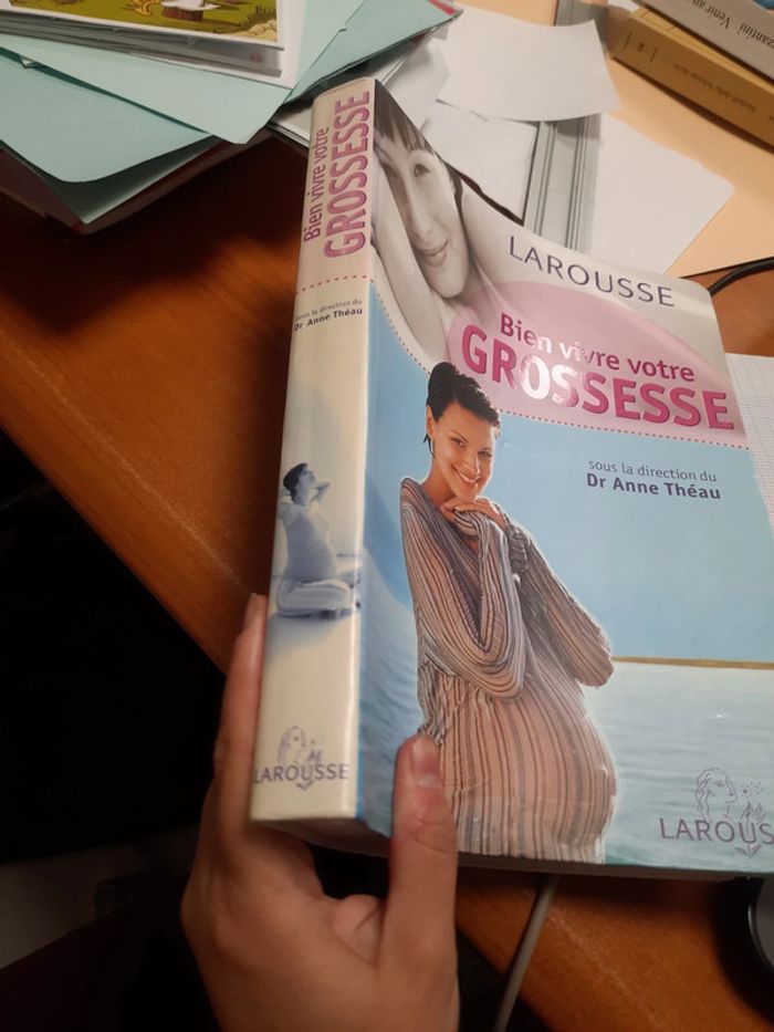 Livre larousse grossesse bébé - photo numéro 2