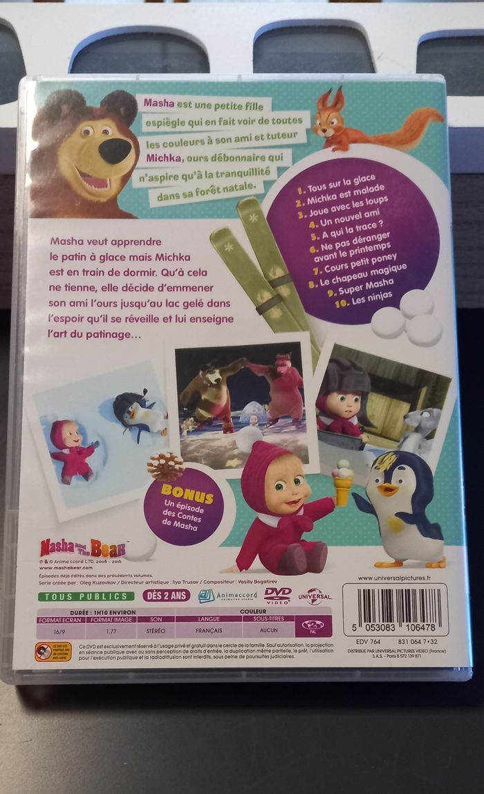 DVD Masha et Michka - Tous sur la glace - photo numéro 2