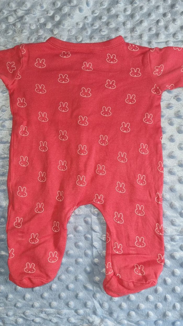 Pyjama 1 mois 50 cm en bon état - photo numéro 6