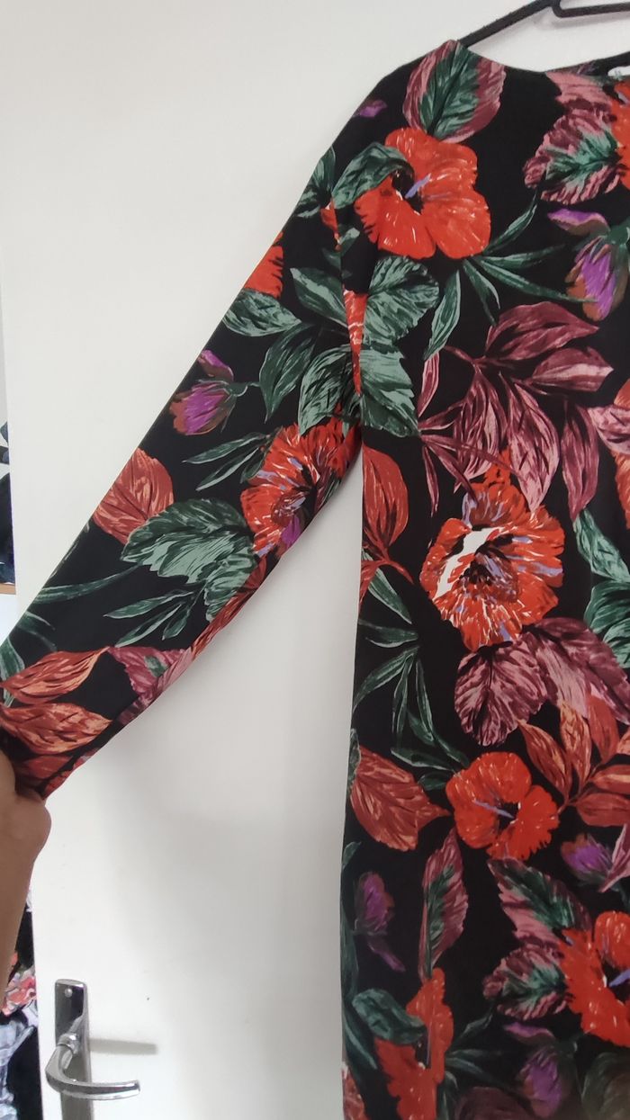 Robe à fleurs 🌷 - photo numéro 2