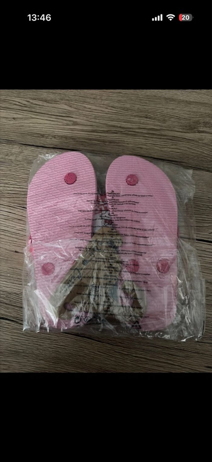 Tongs Hello Kitty - photo numéro 2