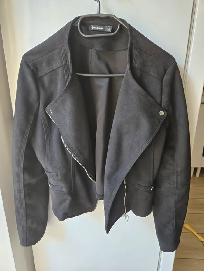 Blazer noir daim stradivarius