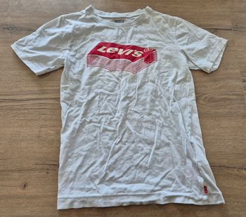 T-shirt Levis