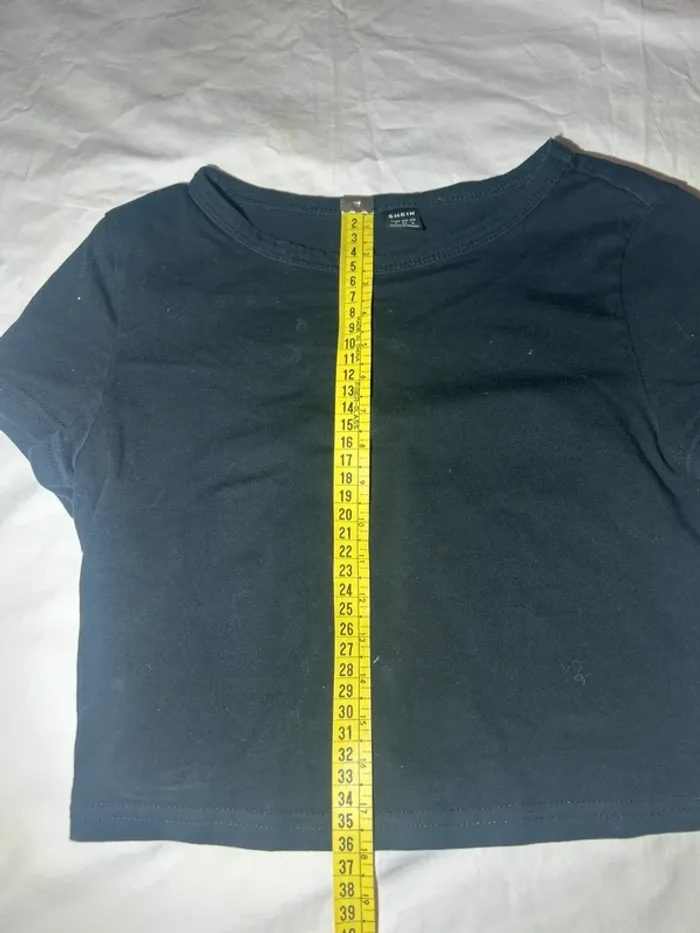 T-shirt noir shein - photo numéro 4