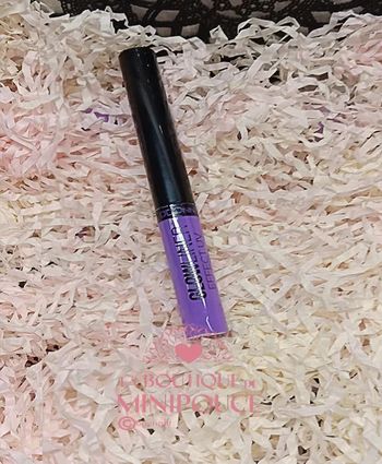 Eyeliner glow effet uv neon (5)