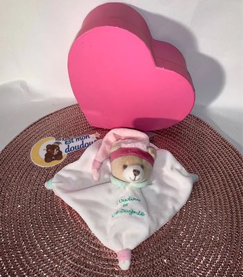 DDC33 doudou ours doudou et compagnie