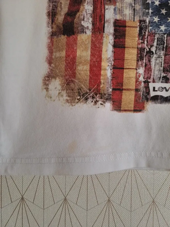 Lot 4 ans 6 T-shirts et 1 veste minis trous ou tâches peuvent encore servir prix mini - photo numéro 17