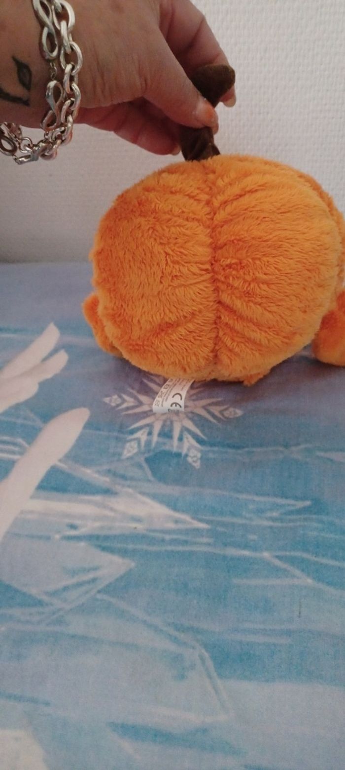 Très jolie petite peluche potiron - photo numéro 5