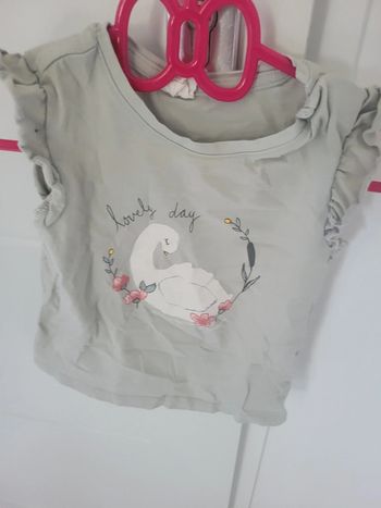 Tee-shirt  manches courtes H&M taille 80cm