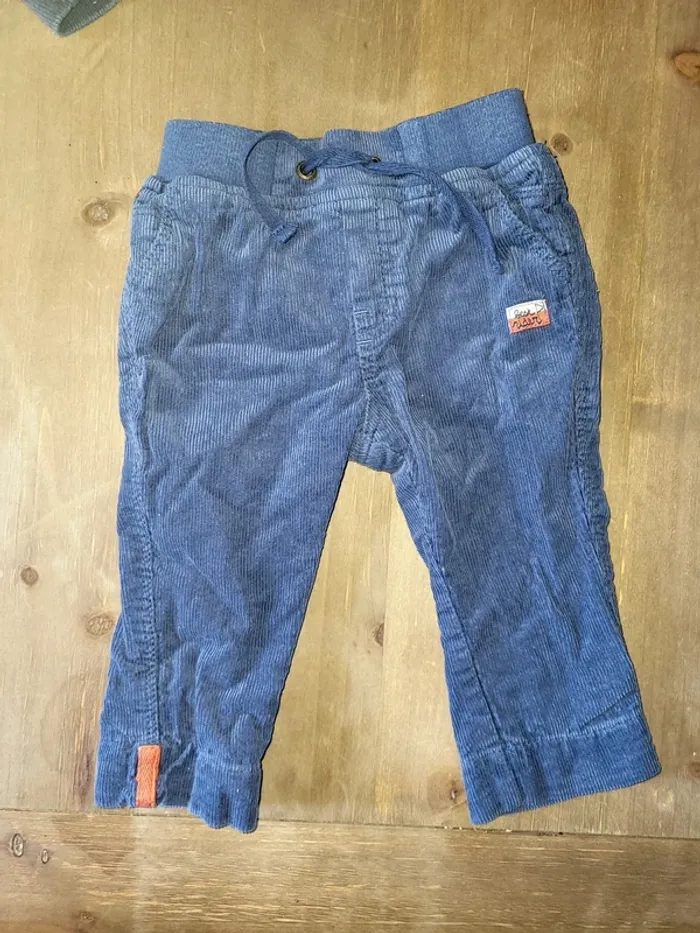 Lot de trois pantalon 6 mois - photo numéro 6
