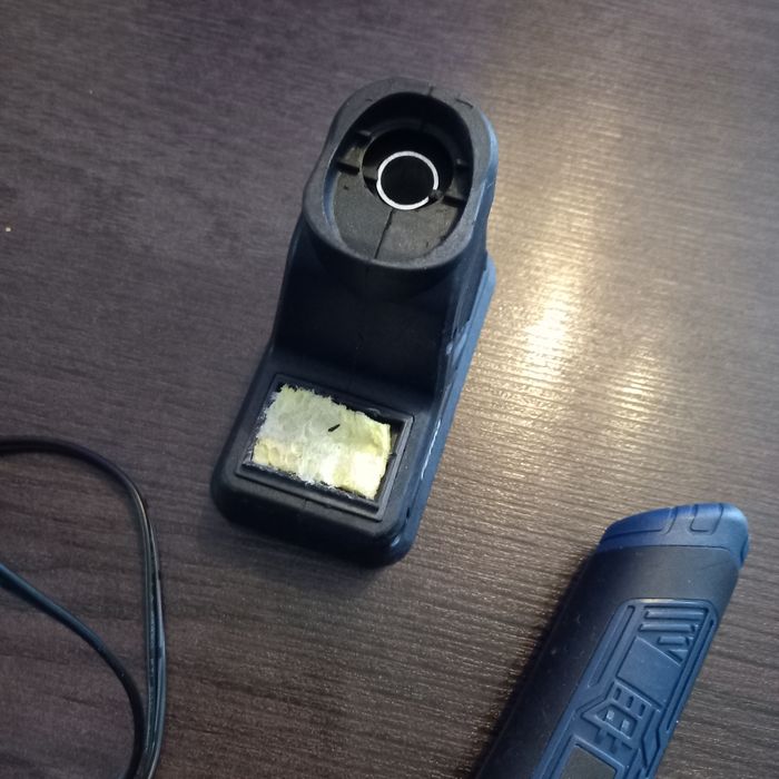 Fer à souder pour petite soudure rechargeable - photo numéro 3