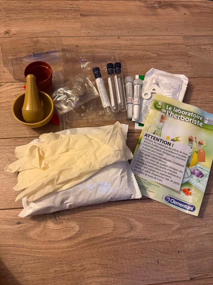 Jeu Le laboratoire de l’herboriste Clementoni - photo numéro 3