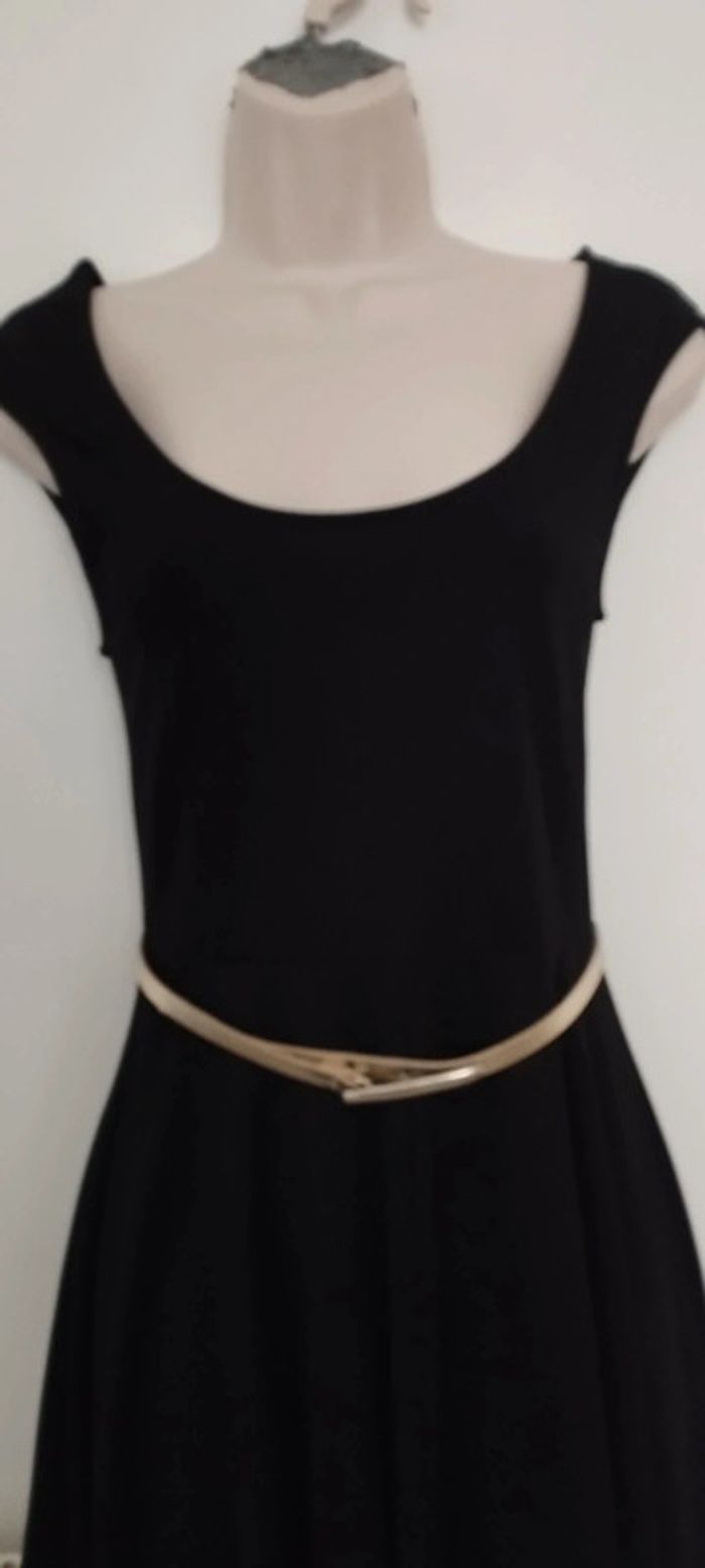 Robe noire taille 34 - photo numéro 3