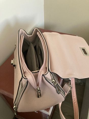 Vends sac à main rose pale