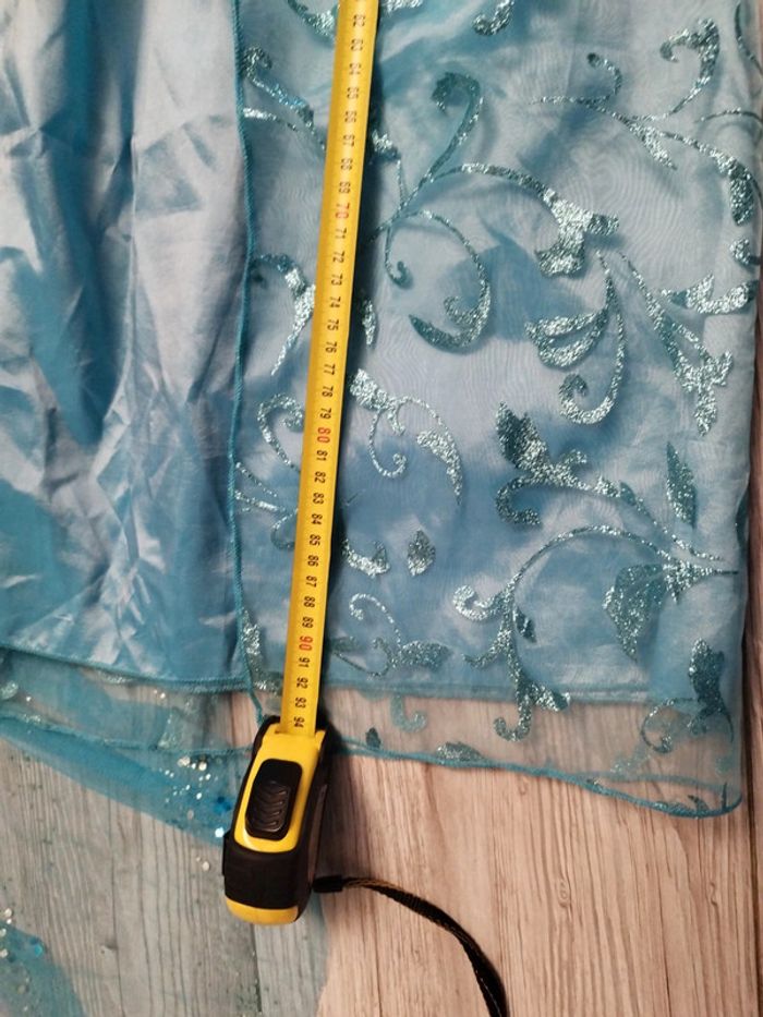 Déguisement et accessoires Elsa reine des neiges 1 - photo numéro 7