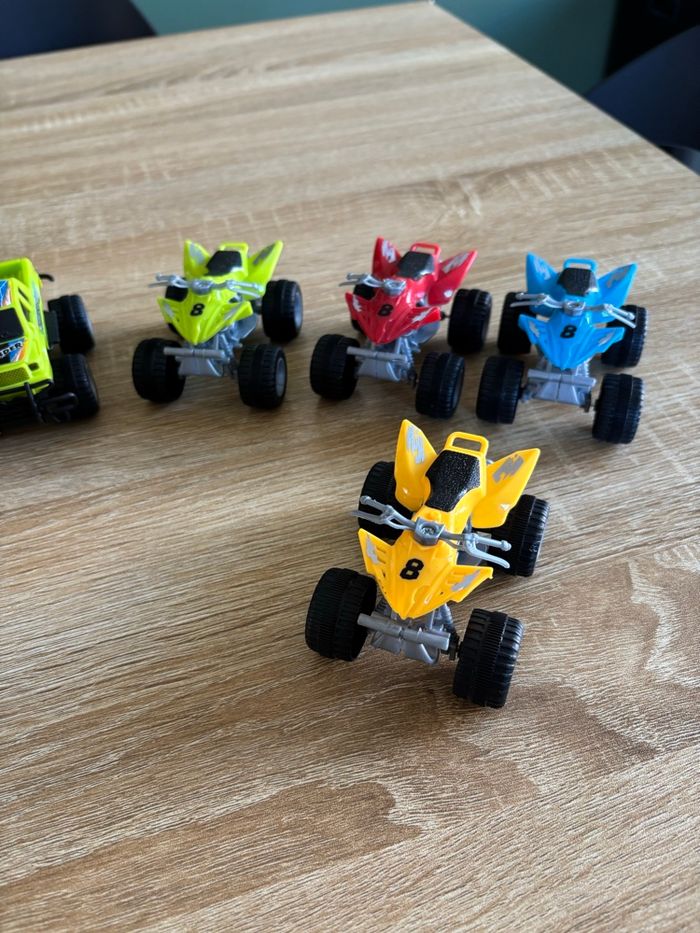 Lot de 8 véhicules - photo numéro 5