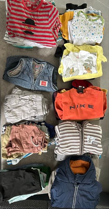 Lot vêtements bébé de 12 à 24 mois - 140 pieces