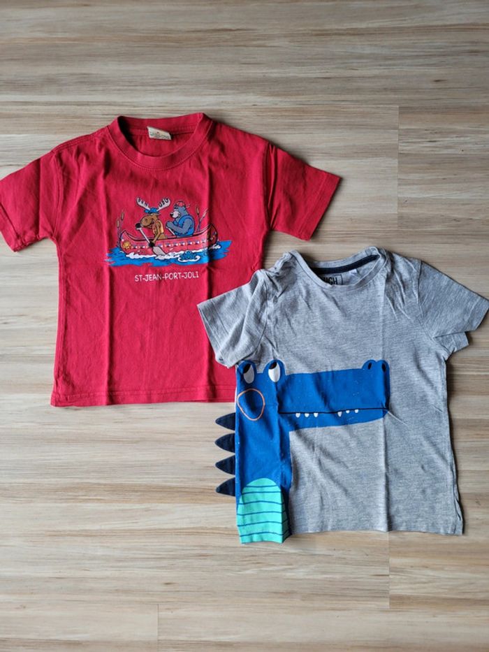 T-shirt garcon 4 ans, couleur rouge, très bon état. - photo numéro 3
